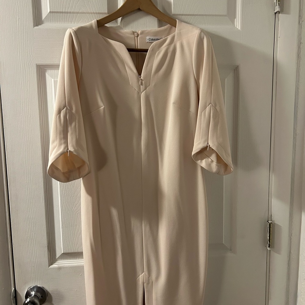 Calvin Klein size 6 light pink blush dress